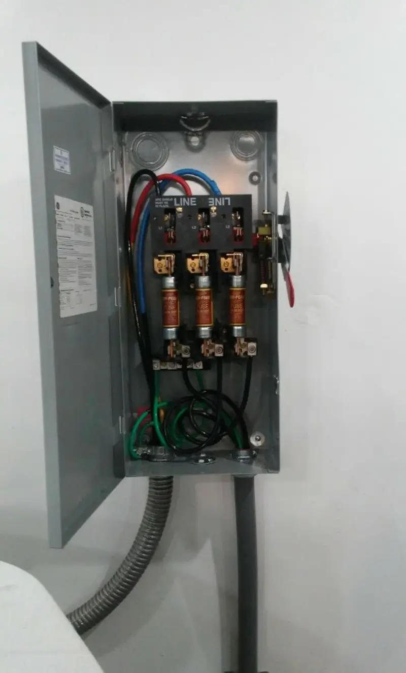 Three-phase disconnect switch installed for Electrical Wiring & Rewiring in Vancouver